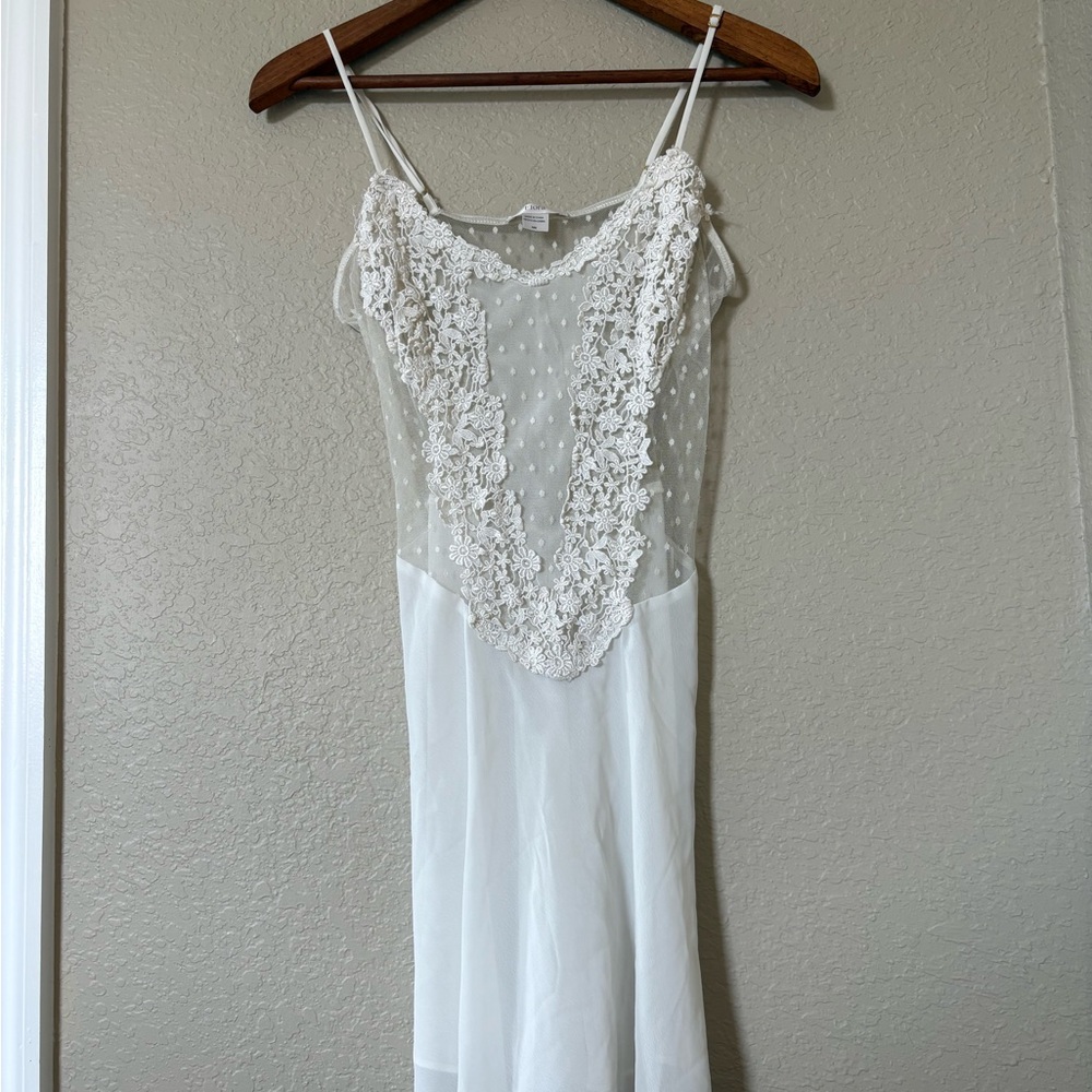 Elegant White vintage Lace slip lingerie